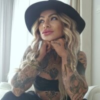 Divina_X_