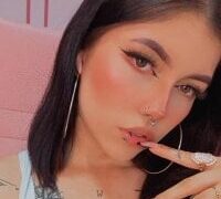adri_tom44