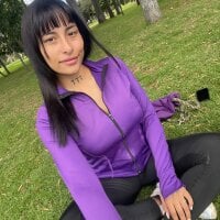AnnieCouperr