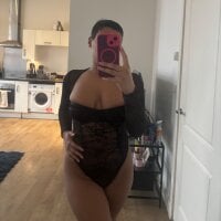 Melia_Rayne