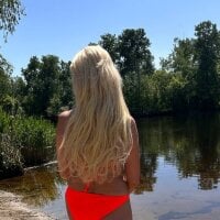 Tania201243