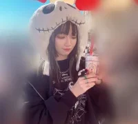 Moe_v_v